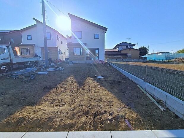 駐車スペース3台可能。