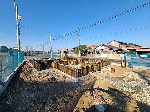 五感で感じる、現地でしかわからない事も沢山ございます。周辺環境なども一緒にご案内いたしますのでお気軽にお問合せください。