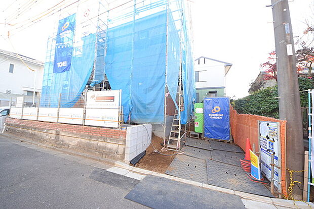 五感で感じる、現地でしかわからない事も沢山ございます。周辺環境なども一緒にご案内いたしますのでお気軽にお問合せください。 