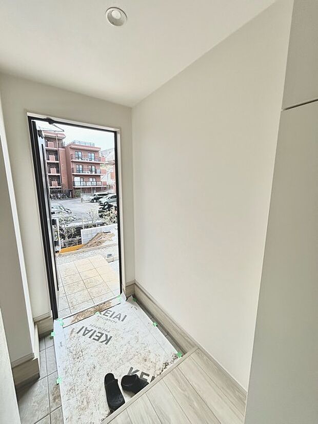 お客様をお迎えする玄関、お家の出入りもスムーズに行えます。 