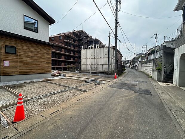 五感で感じる、現地でしかわからない事も沢山ございます。周辺環境なども一緒にご案内いたしますのでお気軽にお問合せください。