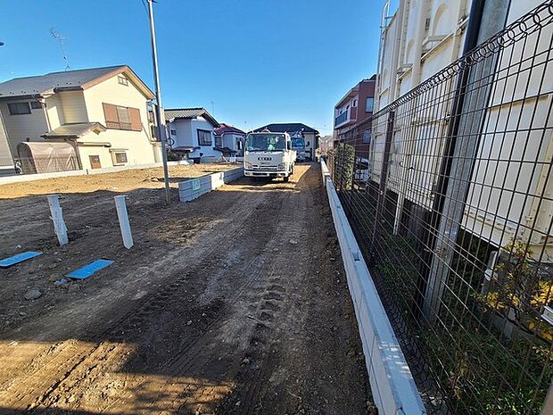 2号棟 五感で感じる、現地でしかわからない事も沢山ございます。周辺環境なども一緒にご案内いたしますのでお気軽にお問合せください。 