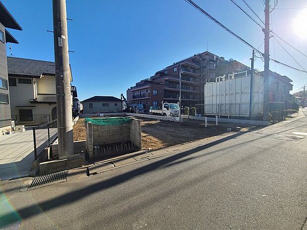 五感で感じる、現地でしかわからない事も沢山ございます。周辺環境なども一緒にご案内いたしますのでお気軽にお問合せください。