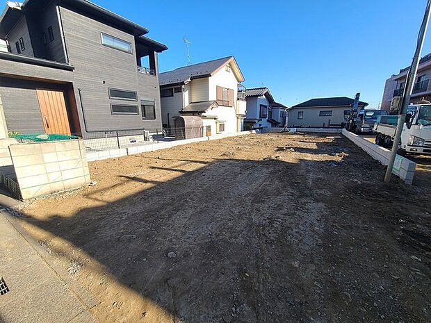 1号棟 五感で感じる、現地でしかわからない事も沢山ございます。周辺環境なども一緒にご案内いたしますのでお気軽にお問合せください。 