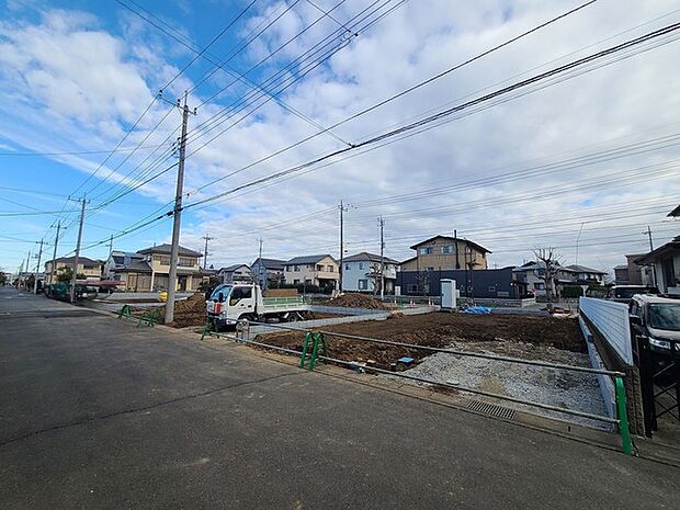 五感で感じる、現地でしかわからない事も沢山ございます。周辺環境なども一緒にご案内いたしますのでお気軽にお問合せください。 
