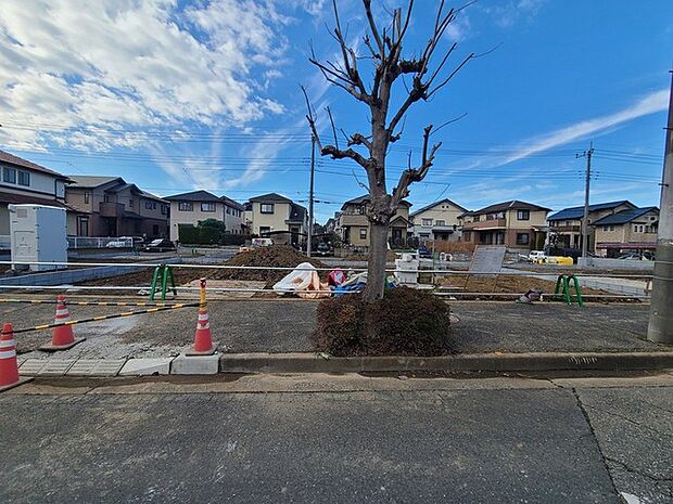 五感で感じる、現地でしかわからない事も沢山ございます。周辺環境なども一緒にご案内いたしますのでお気軽にお問合せください。 