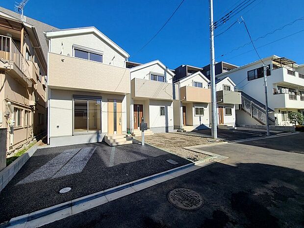 五感で感じる、現地でしかわからない事も沢山ございます。周辺環境なども一緒にご案内いたしますのでお気軽にお問合せください。