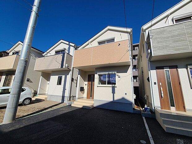 五感で感じる、現地でしかわからない事も沢山ございます。周辺環境なども一緒にご案内いたしますのでお気軽にお問合せください。 