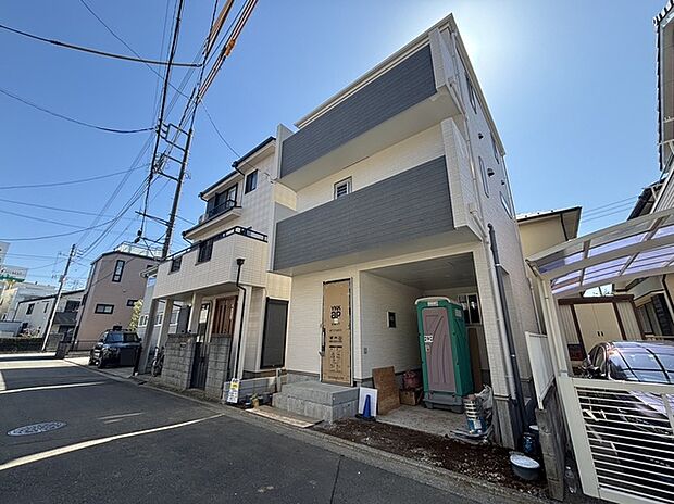 五感で感じる、現地でしかわからない事も沢山ございます。周辺環境なども一緒にご案内いたしますのでお気軽にお問合せください。