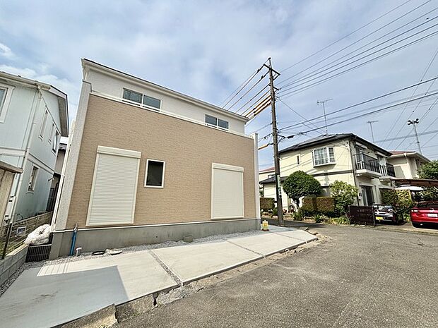 五感で感じる、現地でしかわからない事も沢山ございます。周辺環境なども一緒にご案内いたしますのでお気軽にお問合せください。