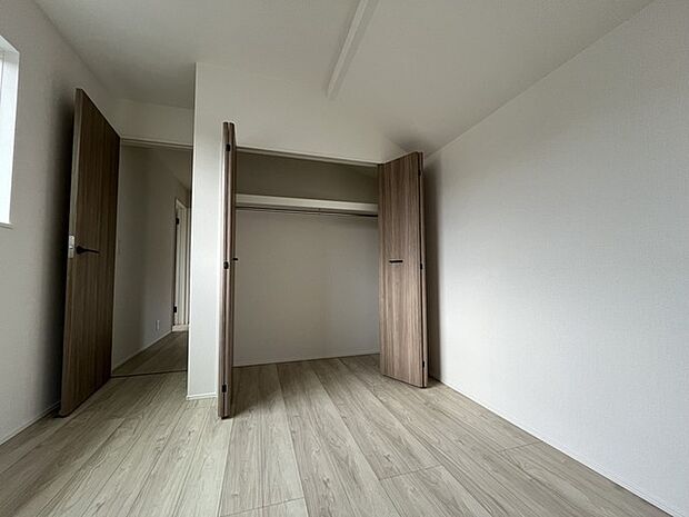 収納豊富な間取りで家の中がスッキリ片付きそうです。 