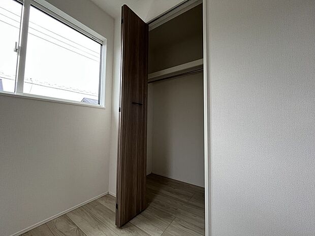 収納スペースが豊富なためお部屋も綺麗に片付きます。 