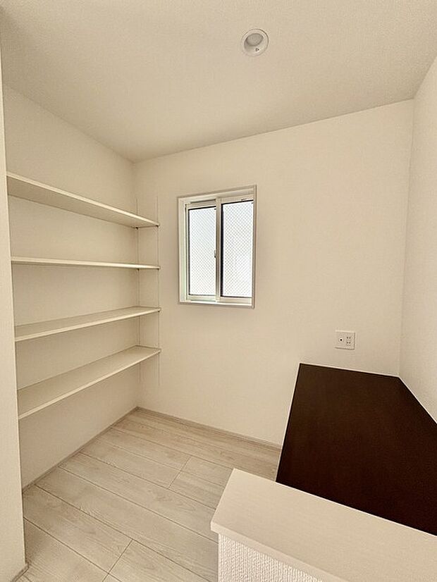 リモートワークなどに最適な書斎スペース