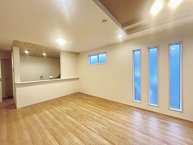 リビングは家具の配置も思いのまま。自由度が高い設計です。