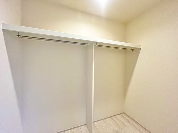 大容量クローゼット付き!家族の成長と共に増える荷物もスッキリ収納。