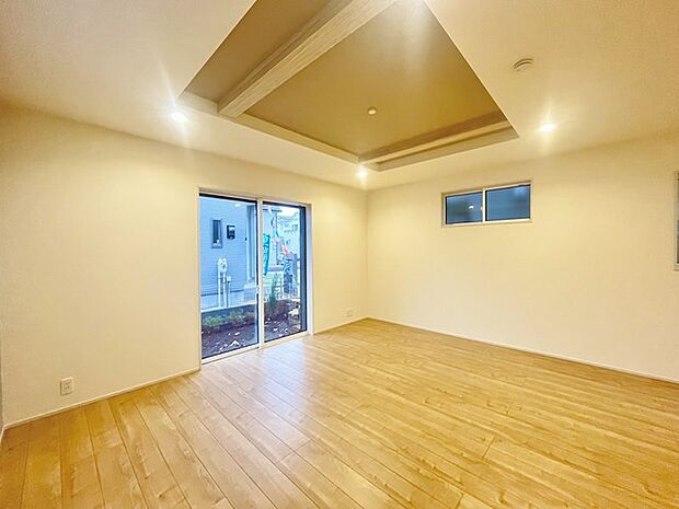 リビングは家具の配置も思いのまま。自由度が高い設計です。