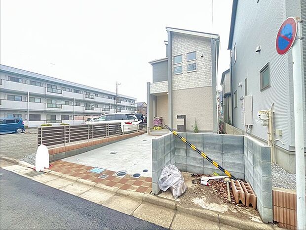 五感で感じる、現地でしかわからない事も沢山ございます。周辺環境なども一緒にご案内いたしますのでお気軽にお問合せください。