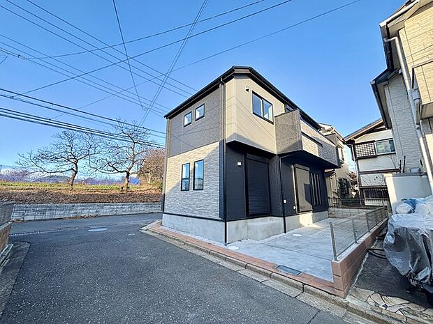 五感で感じる、現地でしかわからない事も沢山ございます。周辺環境なども一緒にご案内いたしますのでお気軽にお問合せください。 