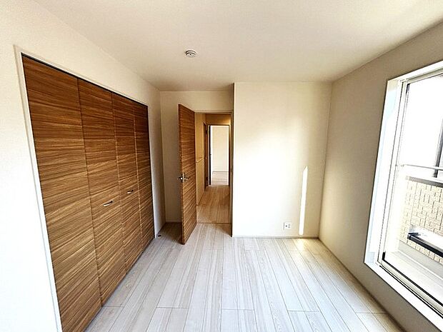 当日ご案内可能です。物件だけでなく、周辺の環境や他にご希望の物件もまとめてご案内可能です。 