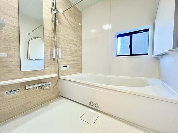 1日の疲れを取るゆとりある浴室です。