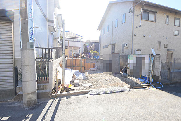 五感で感じる、現地でしかわからない事も沢山ございます。周辺環境なども一緒にご案内いたしますのでお気軽にお問合せください。