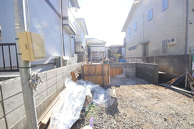 五感で感じる、現地でしかわからない事も沢山ございます。周辺環境なども一緒にご案内いたしますのでお気軽にお問合せください。