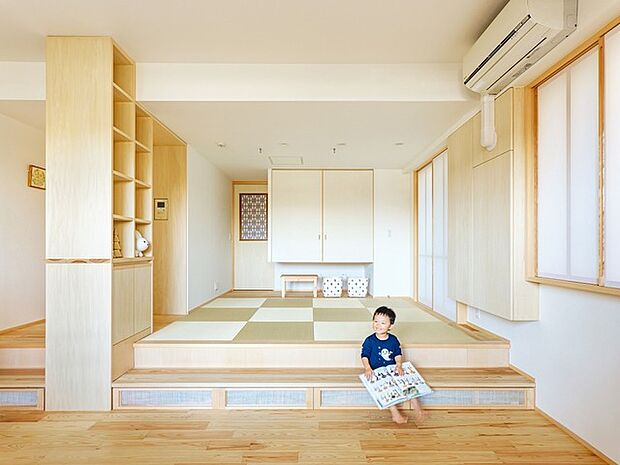 （参考写真）床は杉の無垢材、天井はシナ材、壁はモイスが標準仕様。内装に合わせてオーダーができるのが嬉しい ・プラン建物面積：建物64.46平米PLAN ・プラン建物価格：3、520万円（税込）