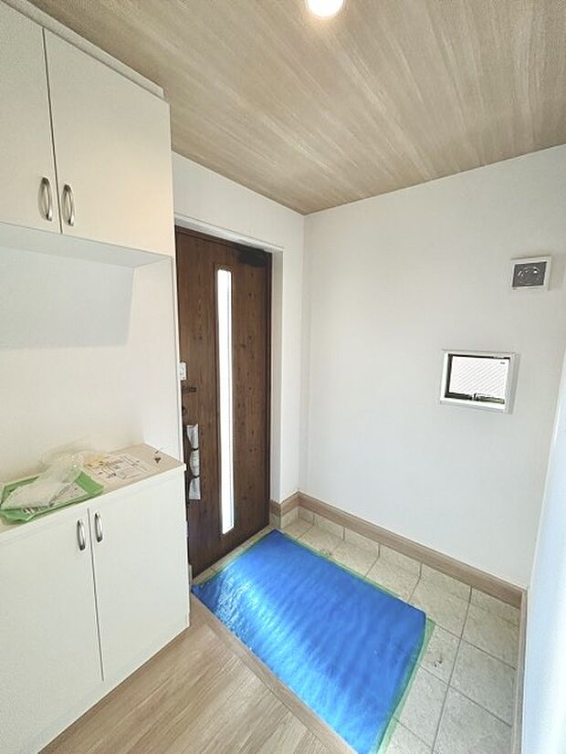 お客様をお迎えする玄関、お家の出入りもスムーズに行えます。