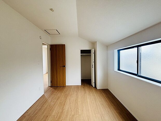 収納豊富な間取りで家の中がスッキリ片付きそうです。 