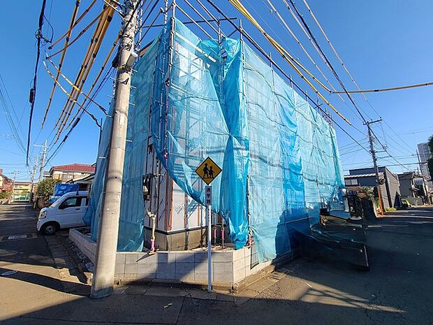 1号棟 五感で感じる、現地でしかわからない事も沢山ございます。周辺環境なども一緒にご案内いたしますのでお気軽にお問合せください。