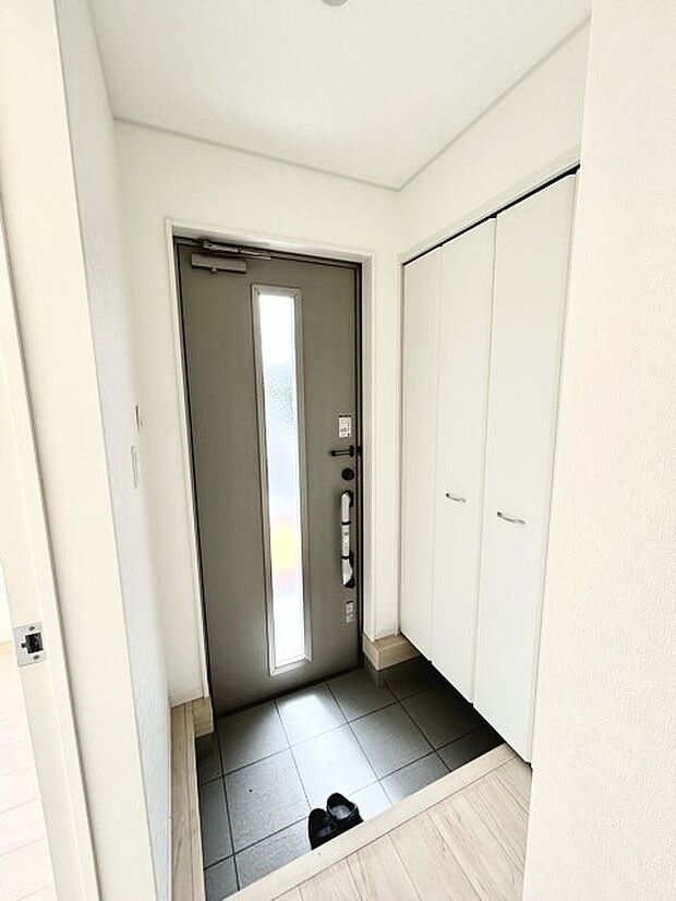 お客様をお迎えする玄関、お家の出入りもスムーズに行えます。 