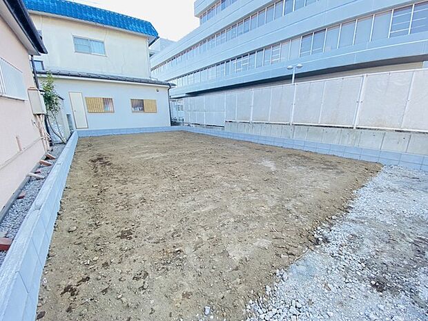 五感で感じる、現地でしかわからない事も沢山ございます。周辺環境なども一緒にご案内いたしますのでお気軽にお問合せください。