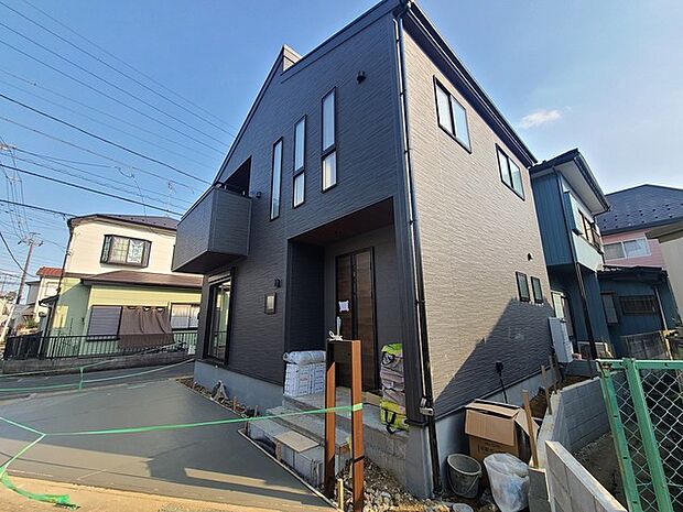 五感で感じる、現地でしかわからない事も沢山ございます。周辺環境なども一緒にご案内いたしますのでお気軽にお問合せください。 