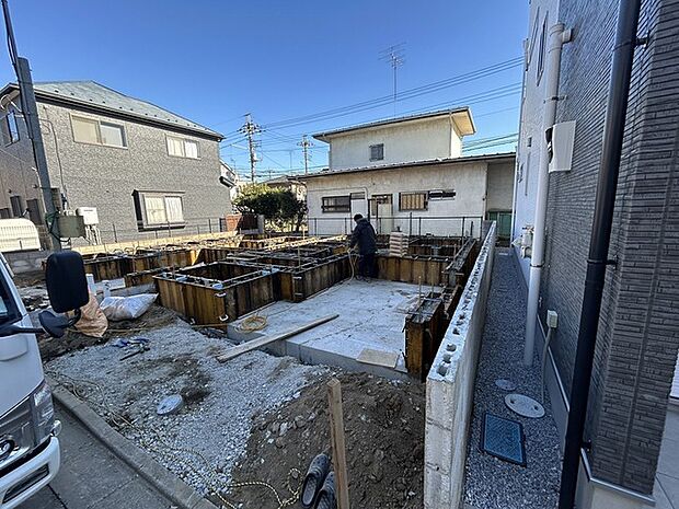 現地のご見学とあわせて周辺の街並みなどもご案内させて頂きます。 お気軽にお問合せ下さい。