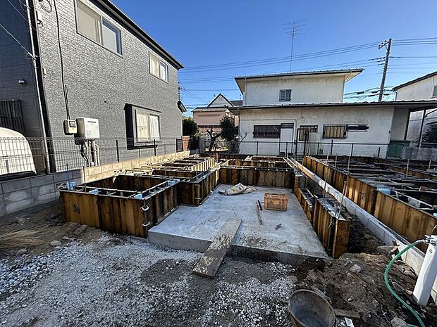 全居室2面採光の新築です。