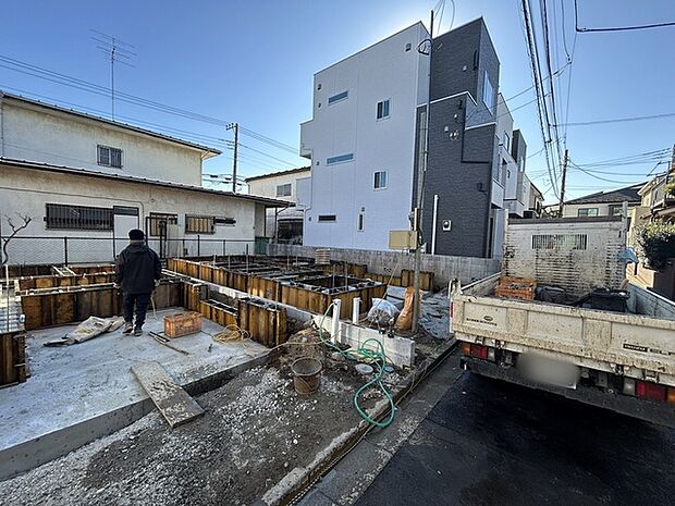 商業施設が徒歩圏内に充実、日々のお買い物も安心な環境です。 