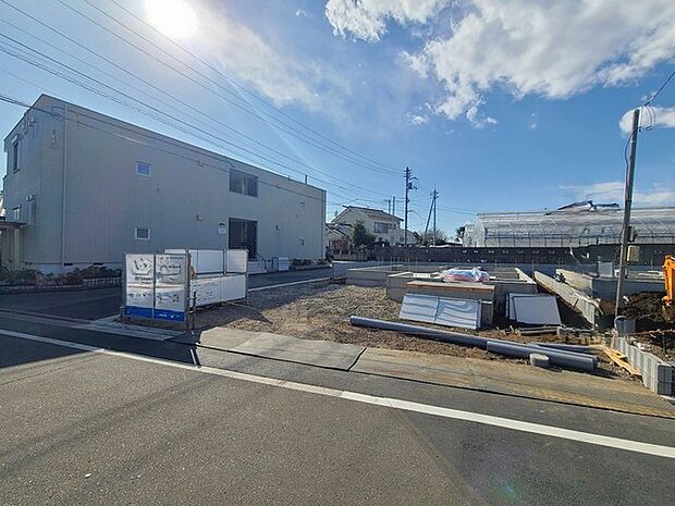 五感で感じる、現地でしかわからない事も沢山ございます。周辺環境なども一緒にご案内いたしますのでお気軽にお問合せください。