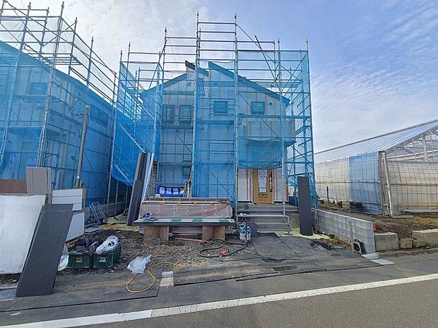 五感で感じる、現地でしかわからない事も沢山ございます。周辺環境なども一緒にご案内いたしますのでお気軽にお問合せください。