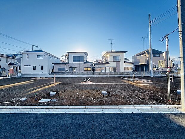 街並みに調和する、開放感のある立地