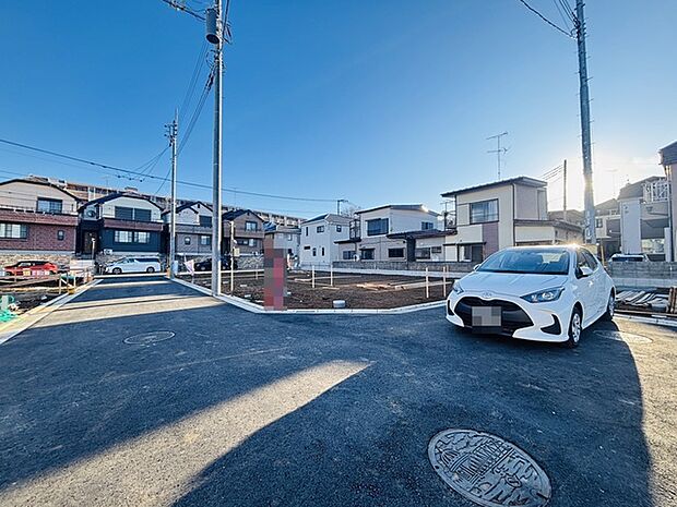 穏やかな午後の光が、静かな時間を紡ぎます 
