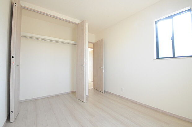 収納豊富な間取りで家の中がスッキリ片付きそうです。