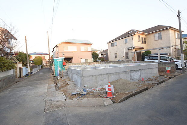 五感で感じる、現地でしかわからない事も沢山ございます。周辺環境なども一緒にご案内いたしますのでお気軽にお問合せください。 