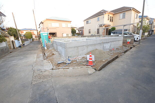 五感で感じる、現地でしかわからない事も沢山ございます。周辺環境なども一緒にご案内いたしますのでお気軽にお問合せください。 