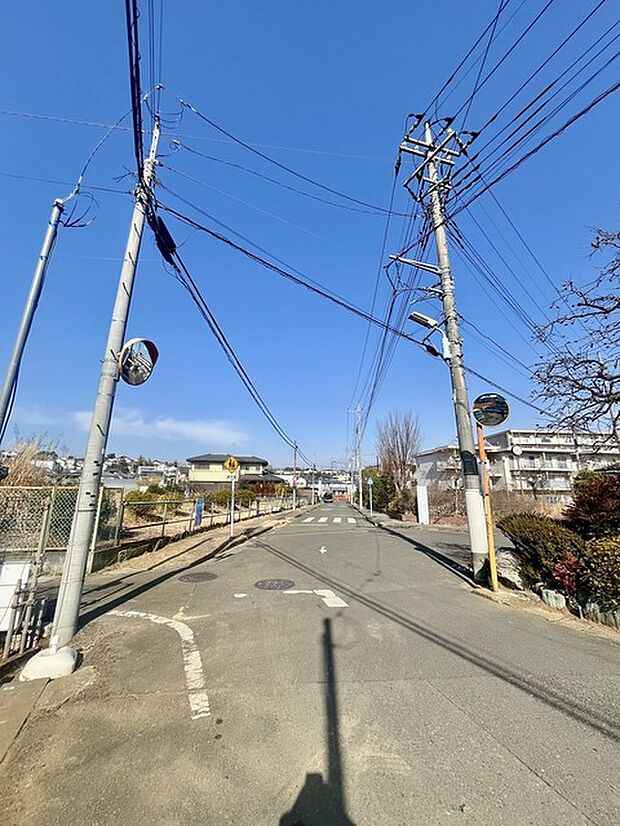 商業施設が徒歩圏内に充実、日々のお買い物も安心な環境です。 