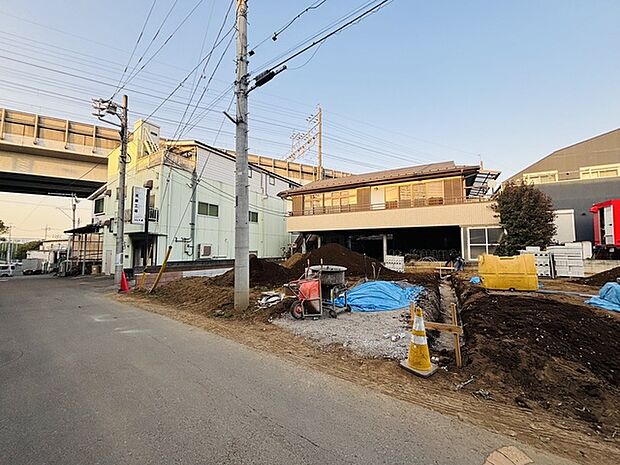 商業施設が徒歩圏内に充実、日々のお買い物も安心な環境です。