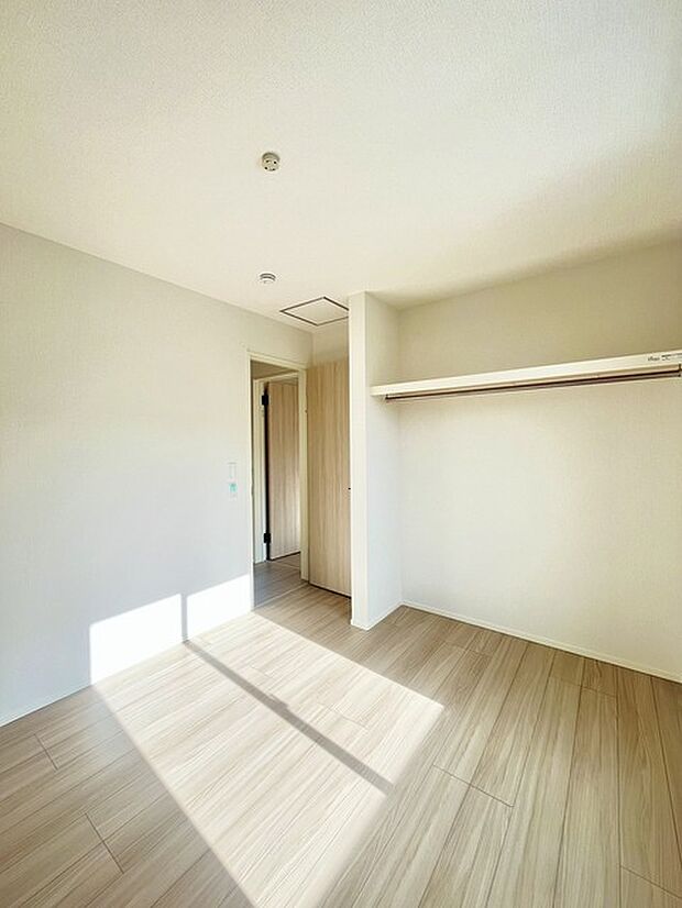 大容量クローゼット付き!家族の成長と共に増える荷物もスッキリ収納。