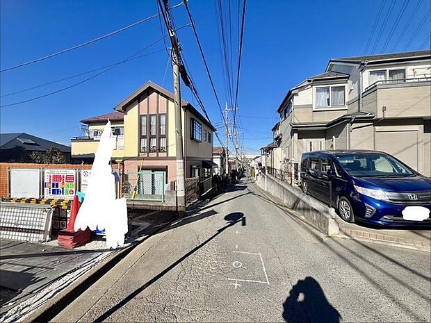 商業施設が徒歩圏内に充実、日々のお買い物も安心な環境です。 