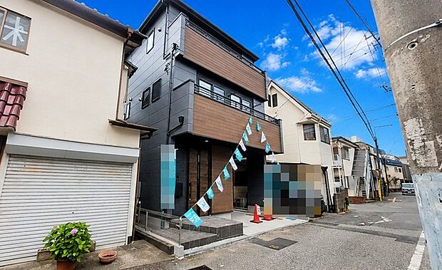 商業施設が徒歩圏内に充実、日々のお買い物も安心な環境です。