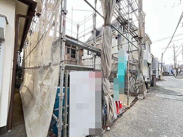 商業施設が徒歩圏内に充実、日々のお買い物も安心な環境です。