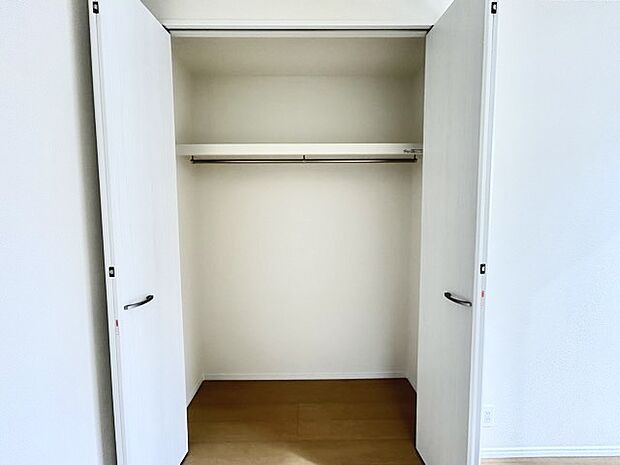 収納豊富な間取りで家の中がスッキリ片付きそうです。